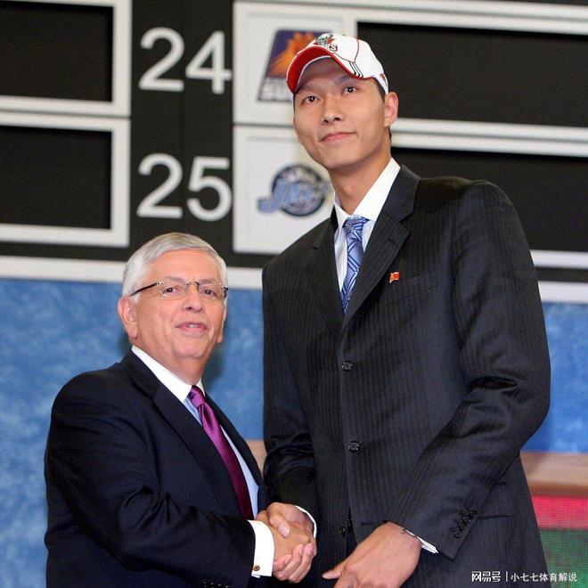 NBA正赛代表独行侠出战历史时刻！凯发k8国际娱乐首选易建联最后一次(图4)