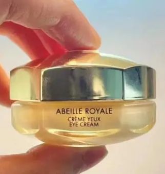 次分享好用眼霜大实话保姆级护眼攻略凯发首页登录去眼袋第一名的眼霜！N(图3)